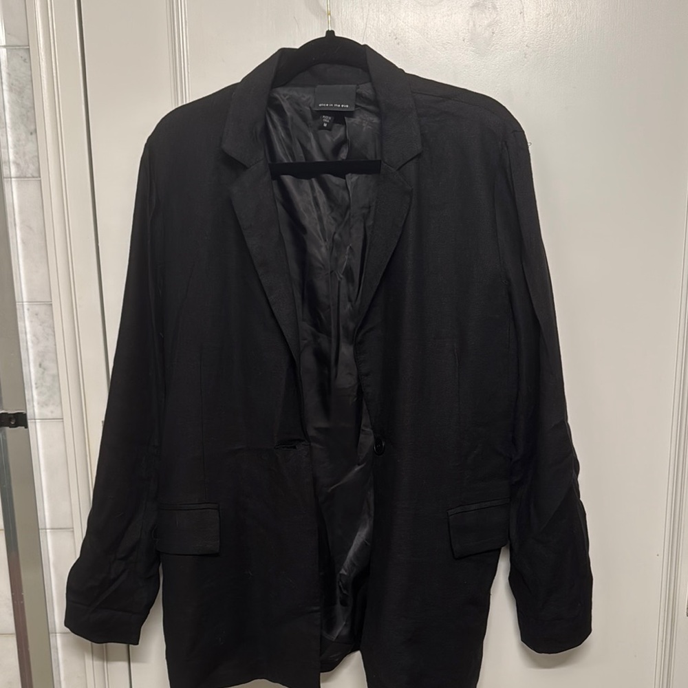 Alice In The Eve Drapey Black Blazer